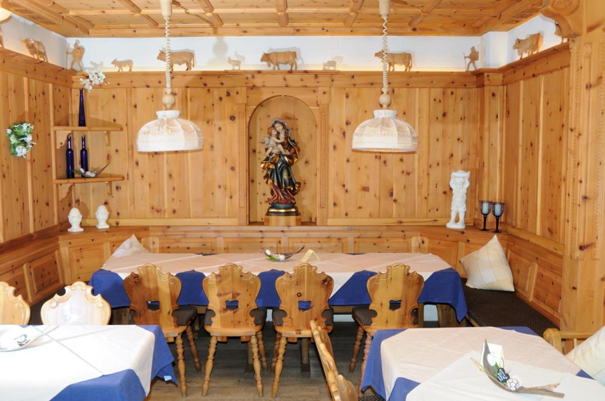 שוורצאך אם מיין Hotel Schwarzes Ross מראה חיצוני תמונה