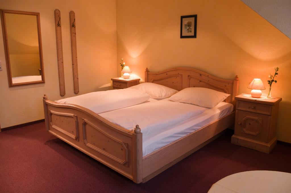 שוורצאך אם מיין Hotel Schwarzes Ross חדר תמונה