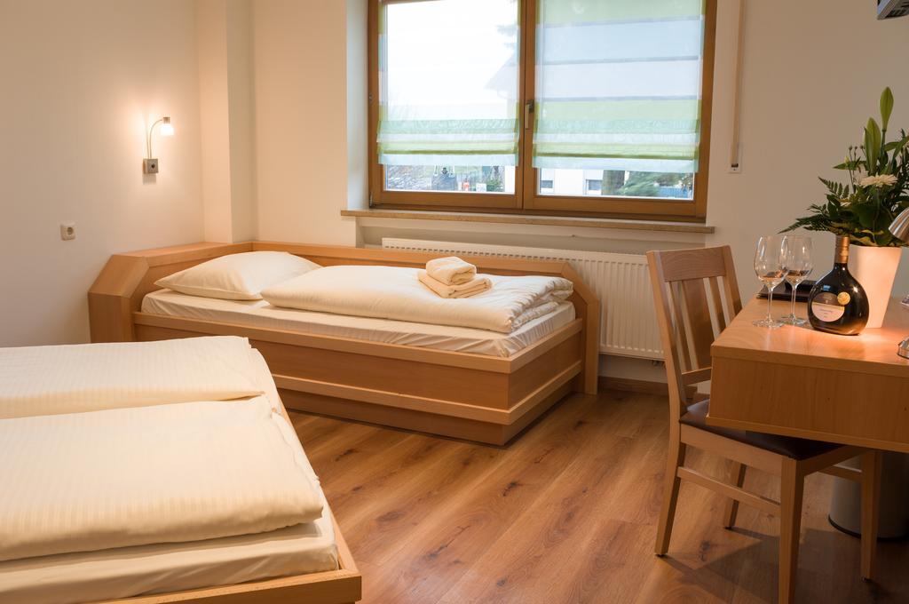 שוורצאך אם מיין Hotel Schwarzes Ross חדר תמונה