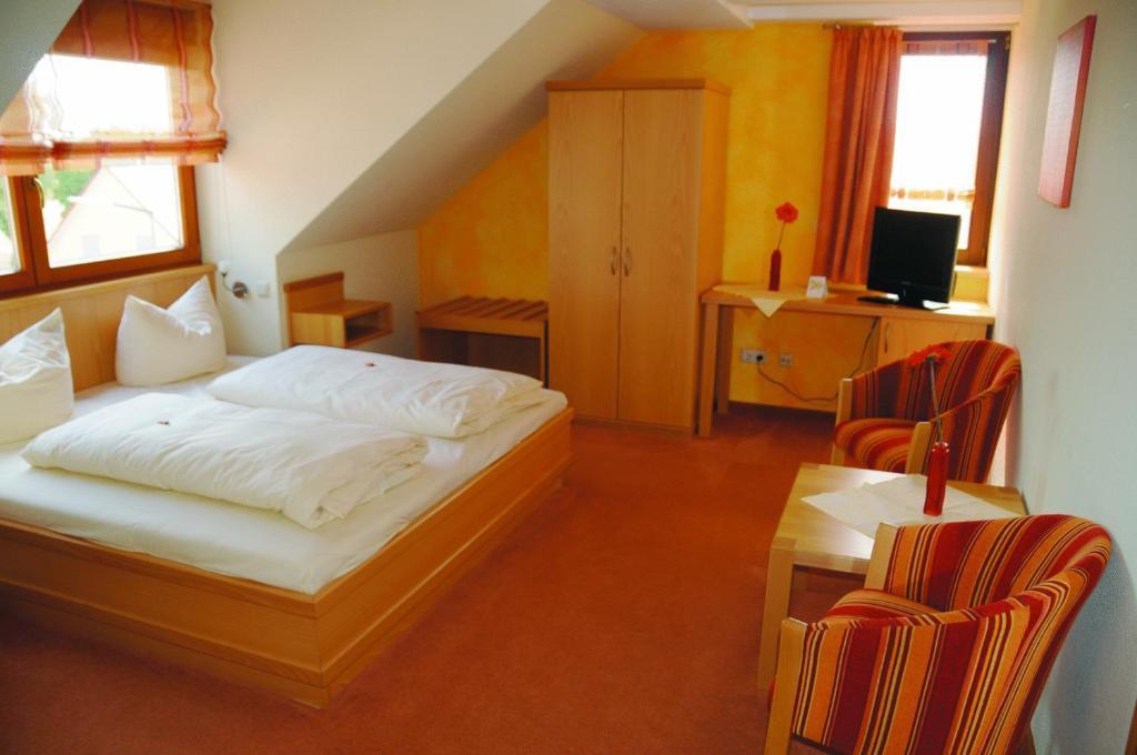 שוורצאך אם מיין Hotel Schwarzes Ross חדר תמונה
